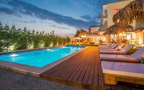 Maritina Apartments